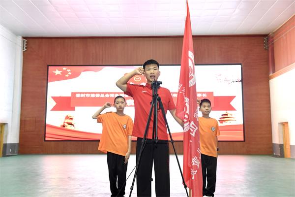 5c4c392cd3144a06a122aa0fcc2fb52.jpg